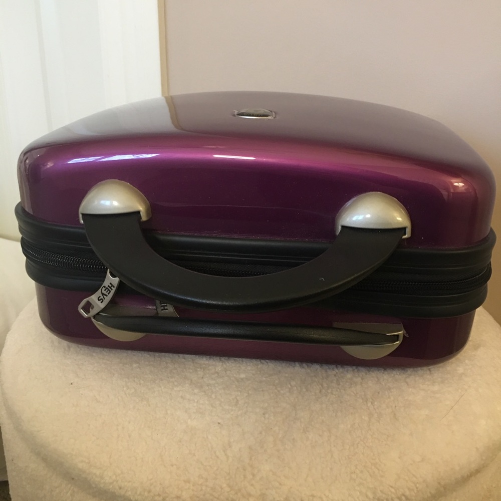 HEYS Train Case/Cosmetic Case - Picture 12 of 12